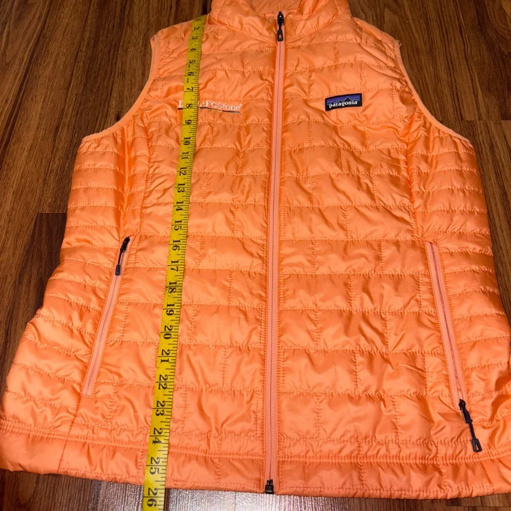 Patagonia Vibrant Orange Quilted Vest - Picture 4 of 8